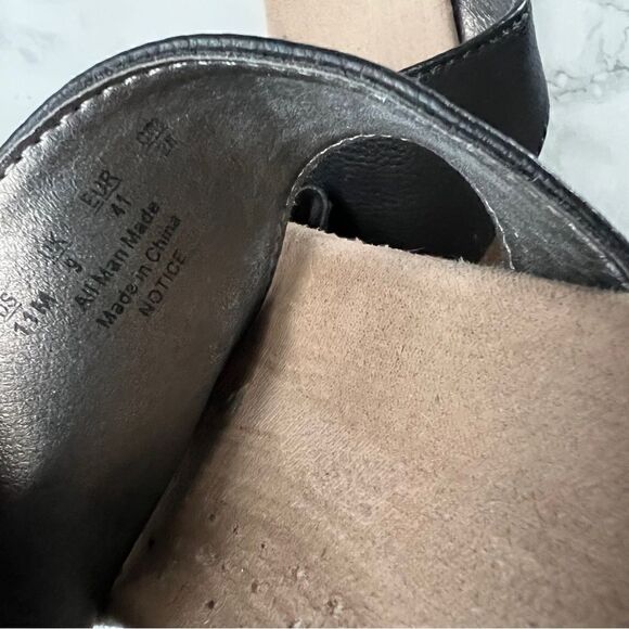 Life Stride notice flower wedge sandals - Picture 2 of 6